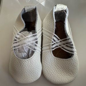 Freshly Picked Ivory Lace Ballet Slipper- Size 4